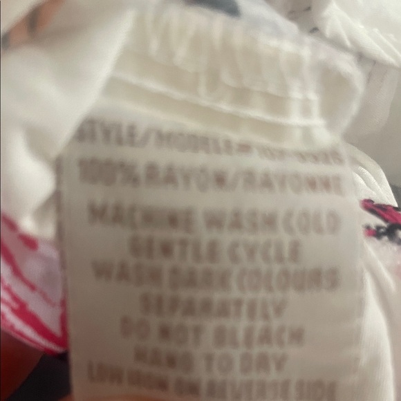 Chic Butterfly Print Blouse - Cream - Picture 8 of 8